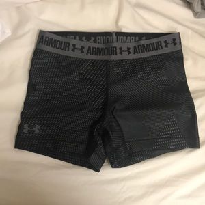 Under Armour women’s spandex shorts